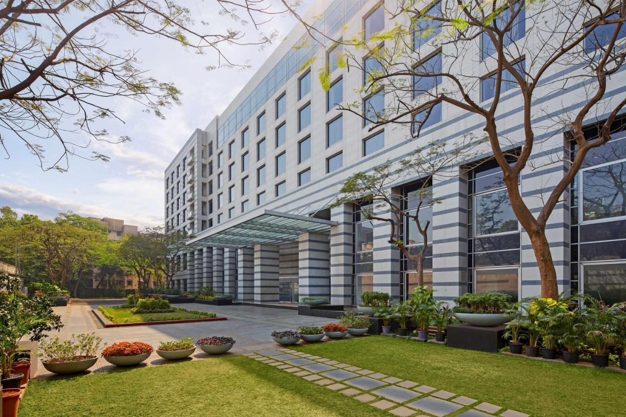 Grand Hyatt Mumbai Hotel&Residences Bagian luar foto The Oberoi, Mumbai